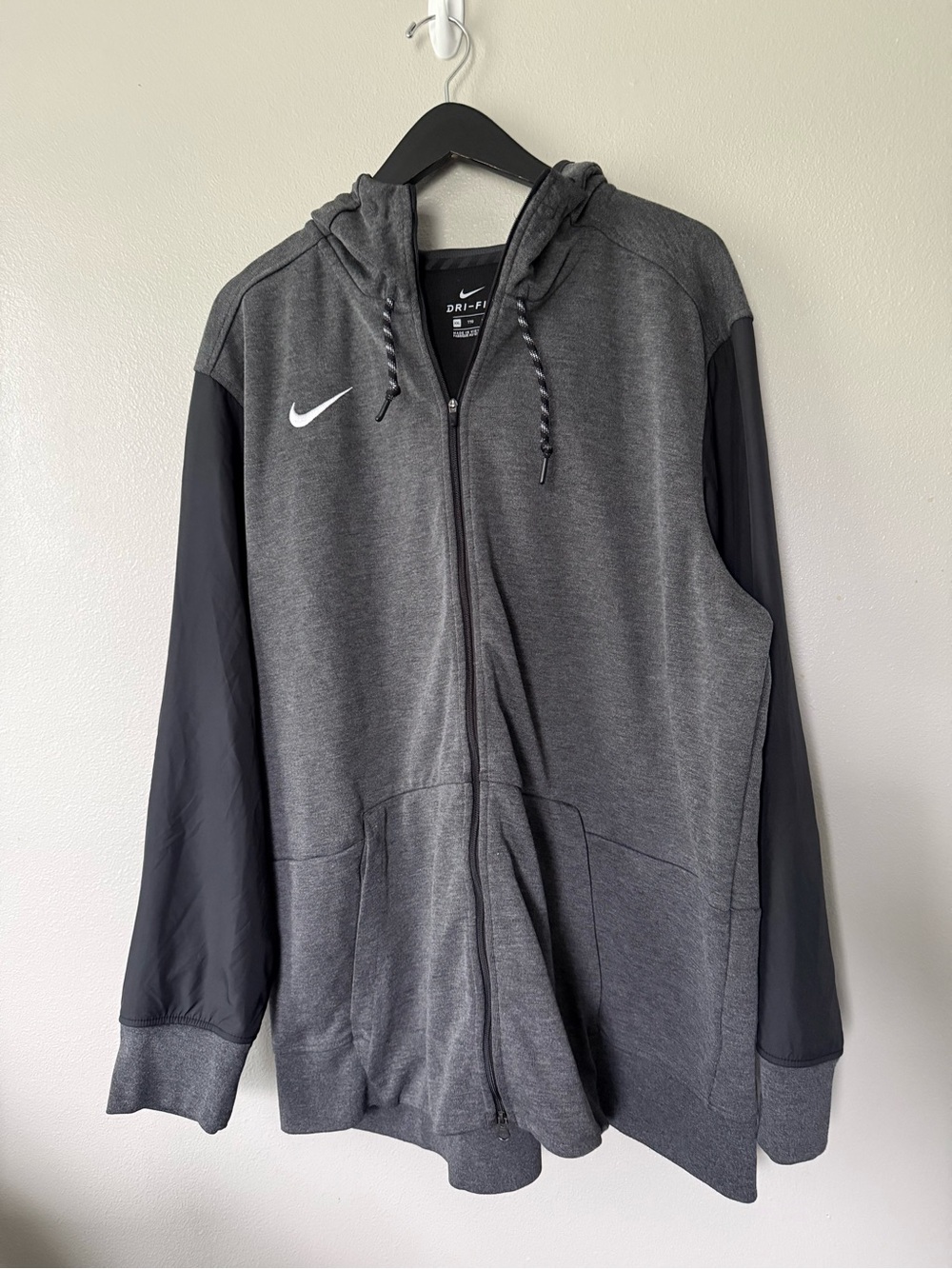 Nike Men’s Dri-Fit Full Zip Jacket Hooded Sweatshirt Gray Black Sleeves Size XXL